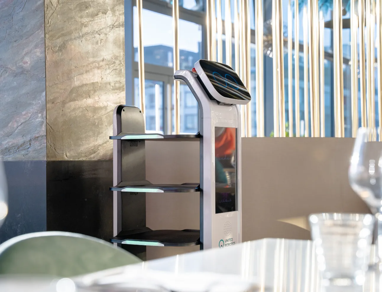 uServe tourne à Nice Airport